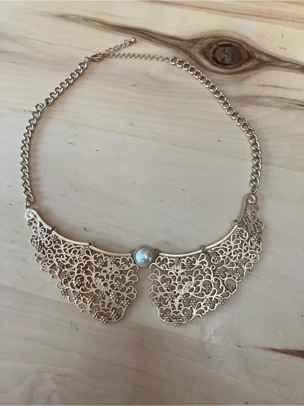 Gold Filigree Collar Necklace with Pearl Accent
